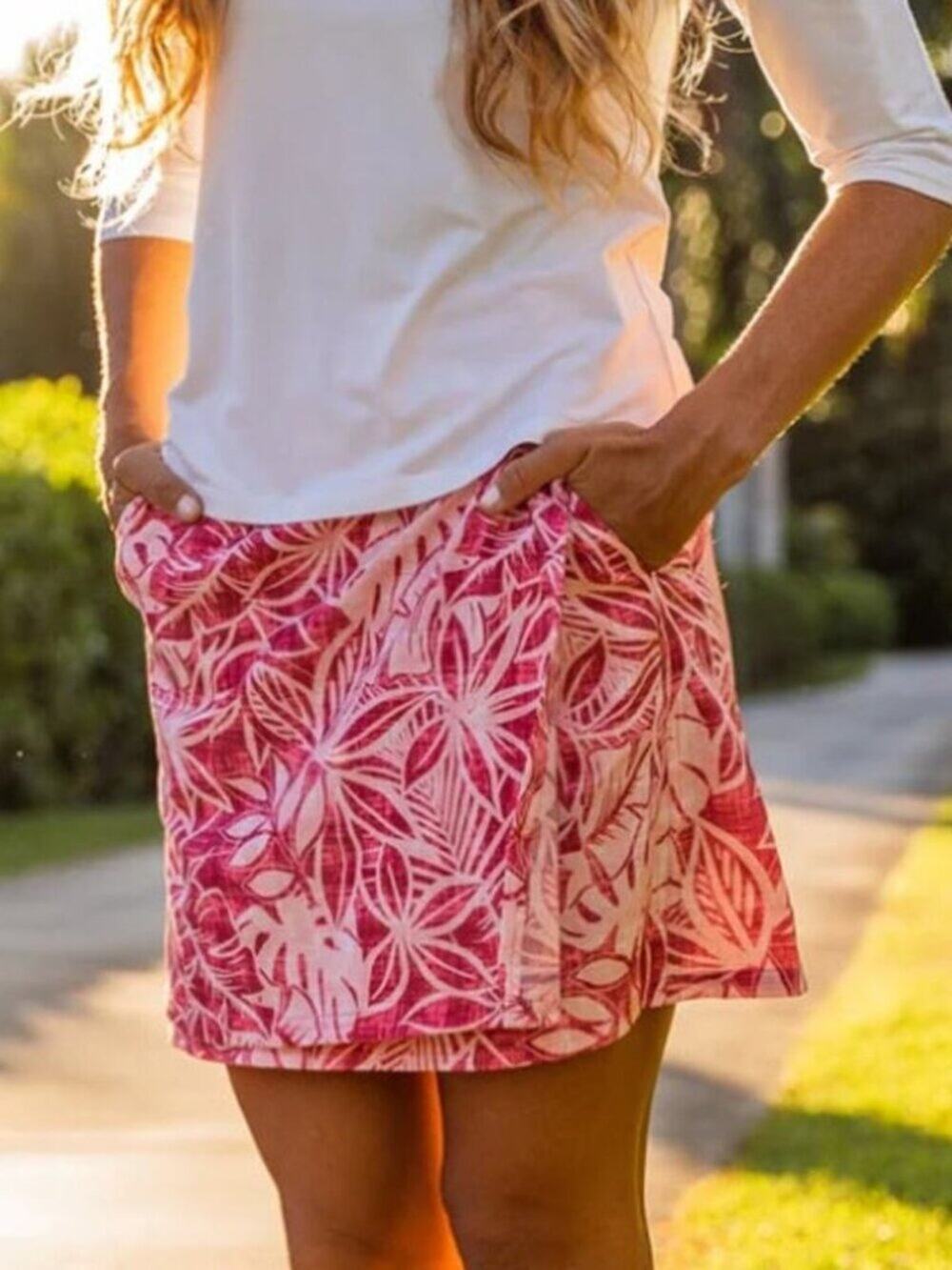 Rip Skirt Hawaii Wrap Skirt Adjustable Hook and Loop Closure Aloha Berry Sz XXL